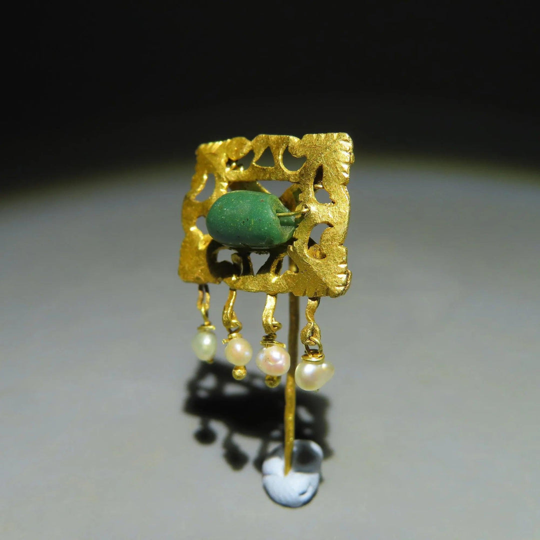 Ancient Greek Gold Earring with Turquoise & Pearls - 4th Century BCE | Museum Florida