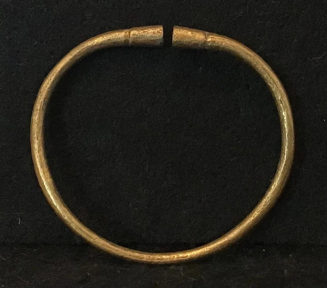 Sinu Tumbaga Gold Figure Nose Ring - 3rd to 6th Century CE | Pre-Columbian Artistry