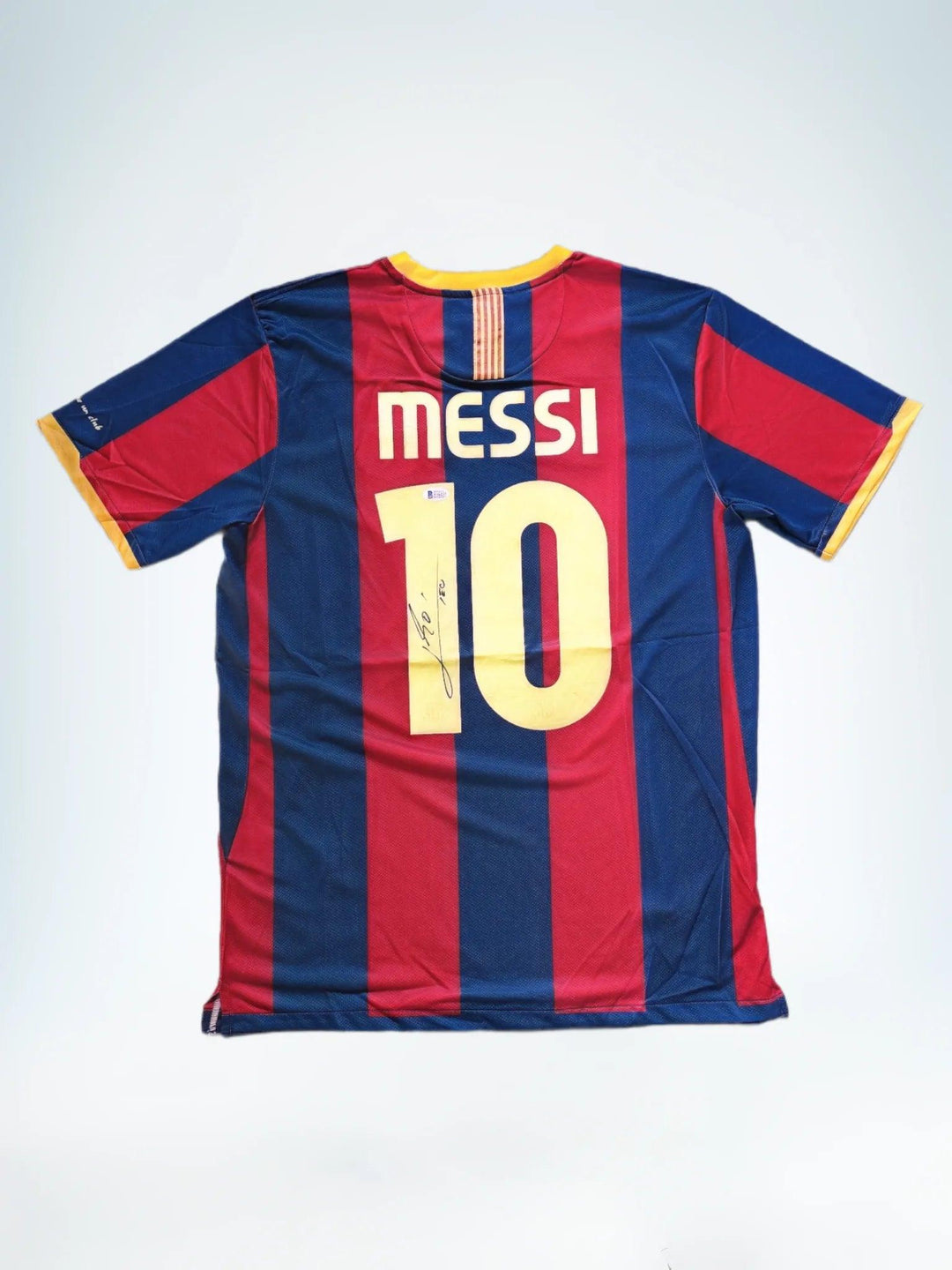 Lionel Messi 10 FC Barcelona 2010-2011 - Signed Soccer Jersey | Beckett Witnessed