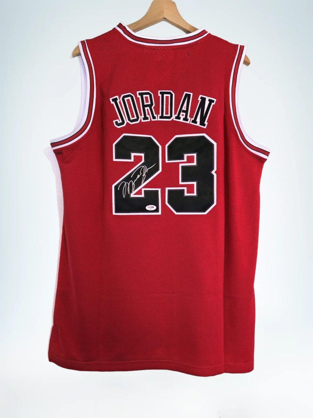 Michael Jordan 23 Chicago Bulls Home - Signed Basketball Jersey | PSA/DNA