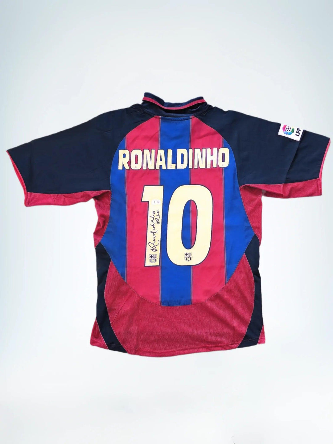 Ronaldinho 10 Barcelona 2003-2004 Home - Signed Soccer Shirt | Samba Magic Unleashed