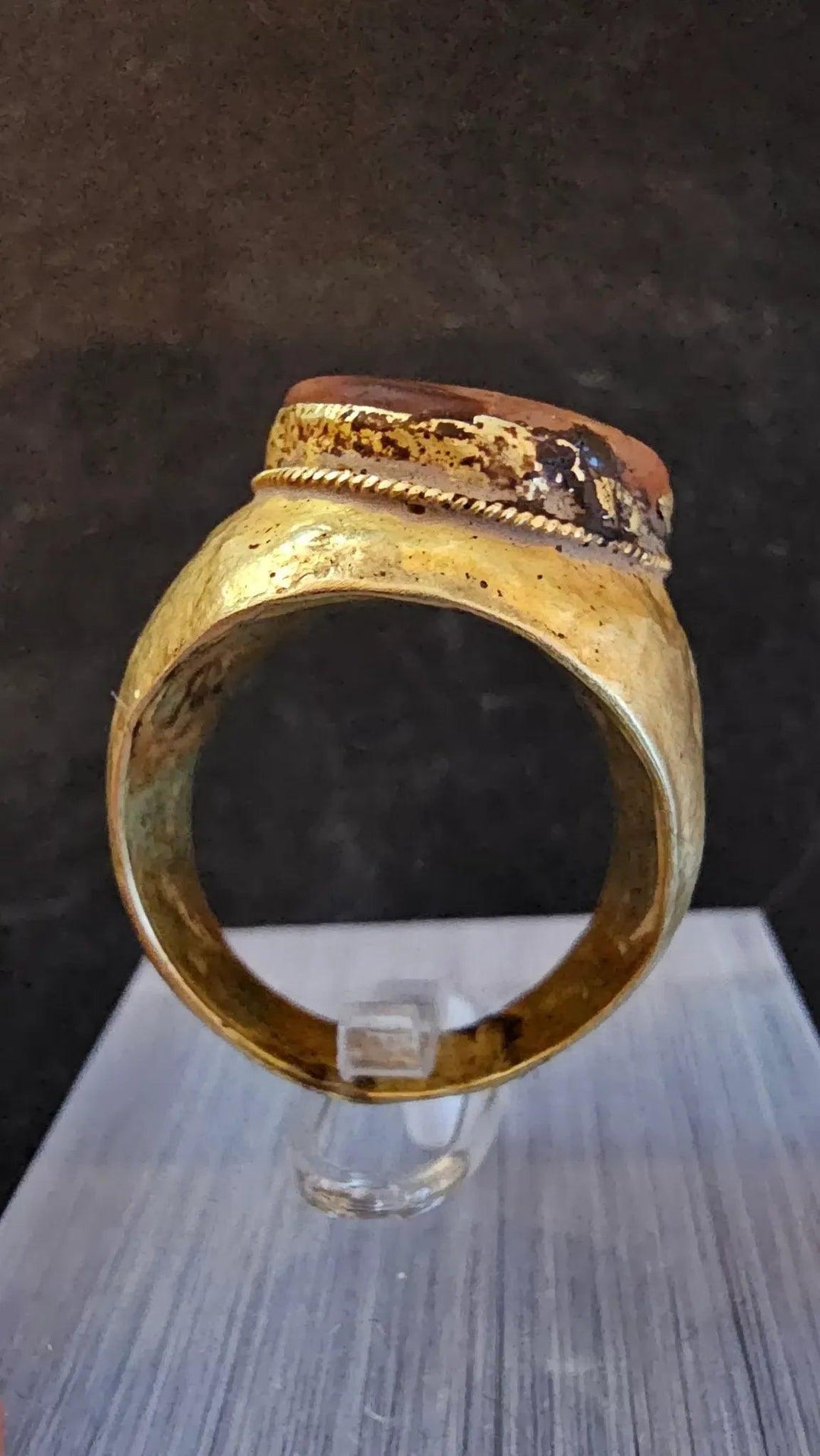 Sasanian Gold Ring with Ruler Intaglio - 1st Millennium CE | Iranian Royal Family