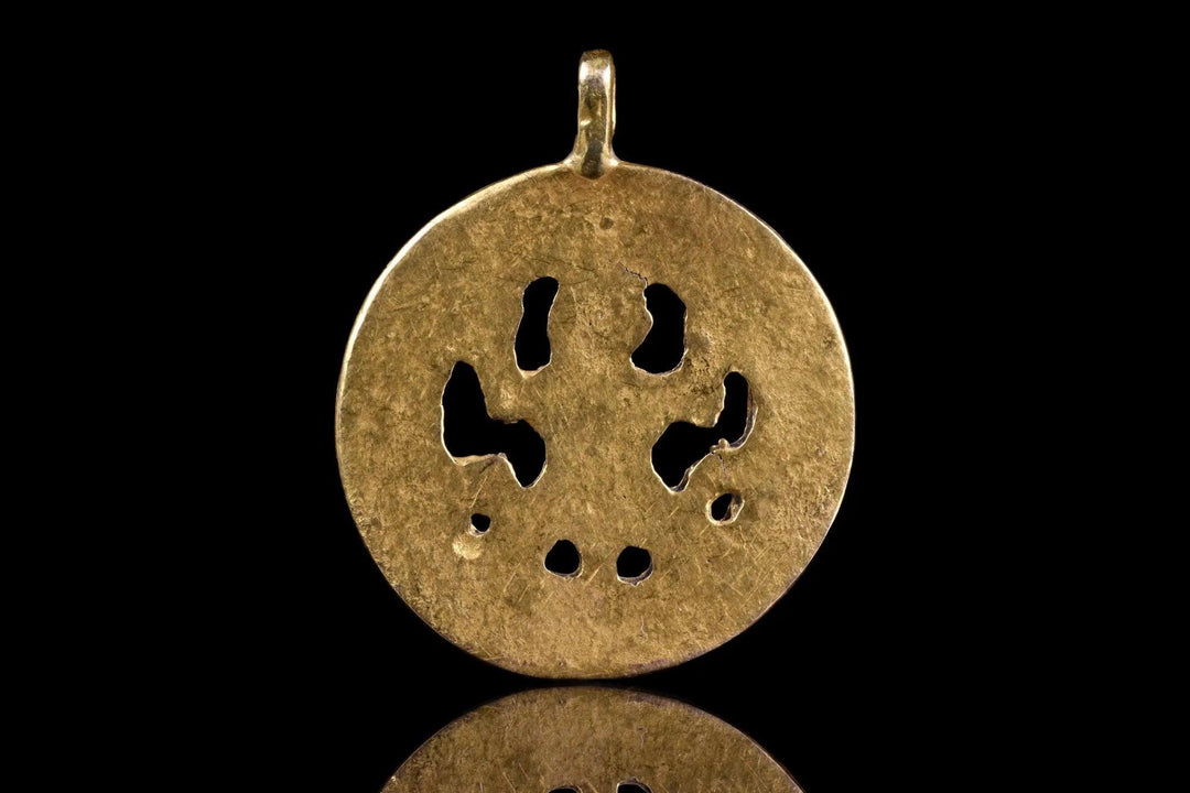 Andalusian Gold Zoomorphic Pendant - 9th to 11th Century CE | Pseudo-Arabic Calligraphy