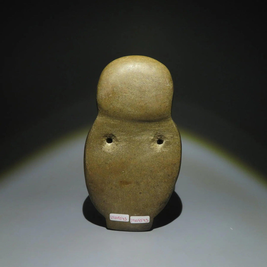 Mapuche Green Stone Owl Figure - 13th to 15th Century CE | Cronier Collection