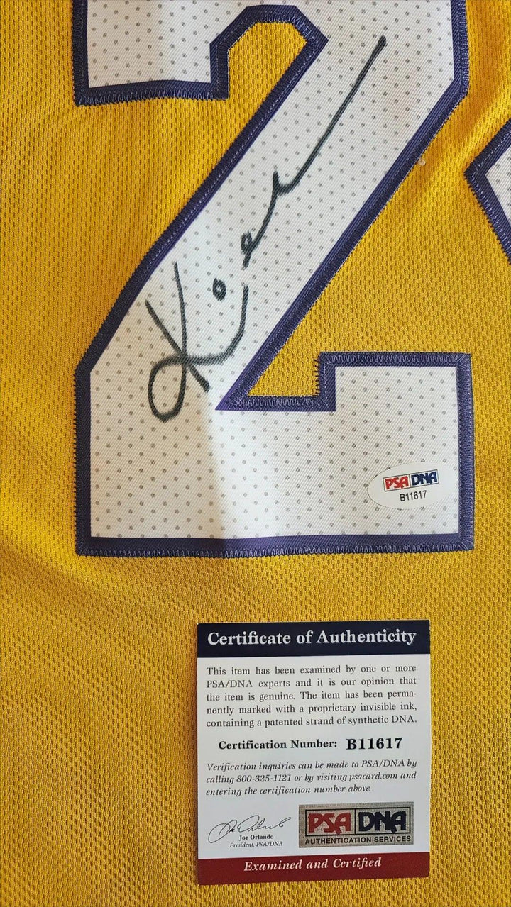 Kobe Bryant 24 LA Lakers 2006-2007 Home - Signed Basketball Jersey | From nr. 8 to nr. 24