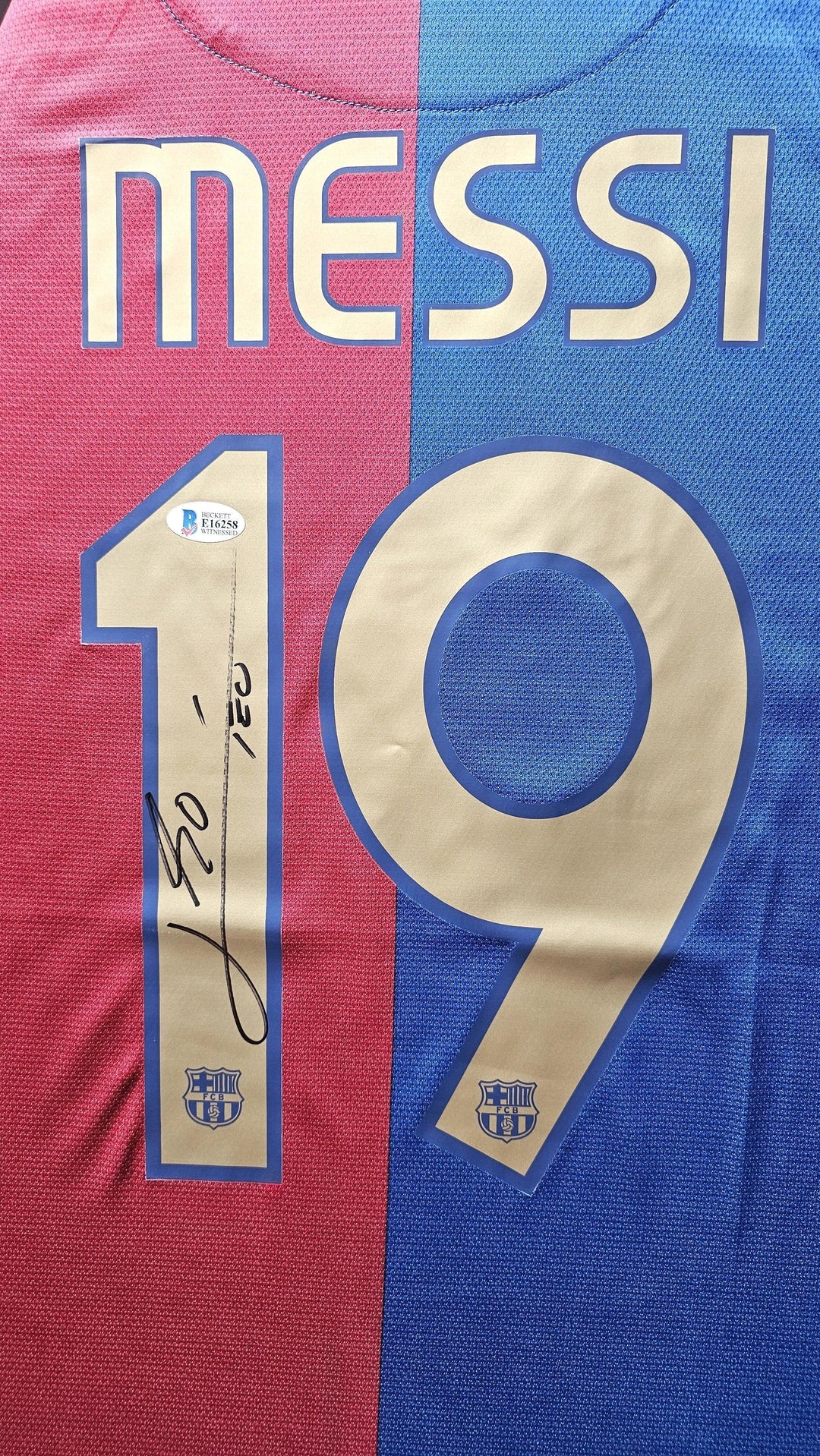 Lionel Messi 19 FC Barcelona 2005-2006 - Signed Soccer Jersey | Golden Numbers