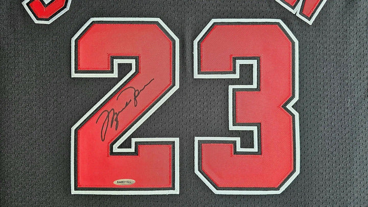 Michael Jordan 23 Chicago Bulls 1997-1998 Away - Signed Basketball Jersey | Last Dance UDA