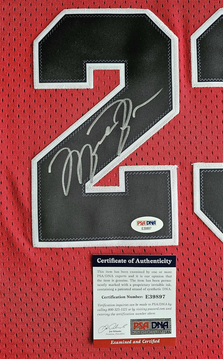 Michael Jordan 23 Chicago Bulls Home - Signed Basketball Jersey | PSA/DNA