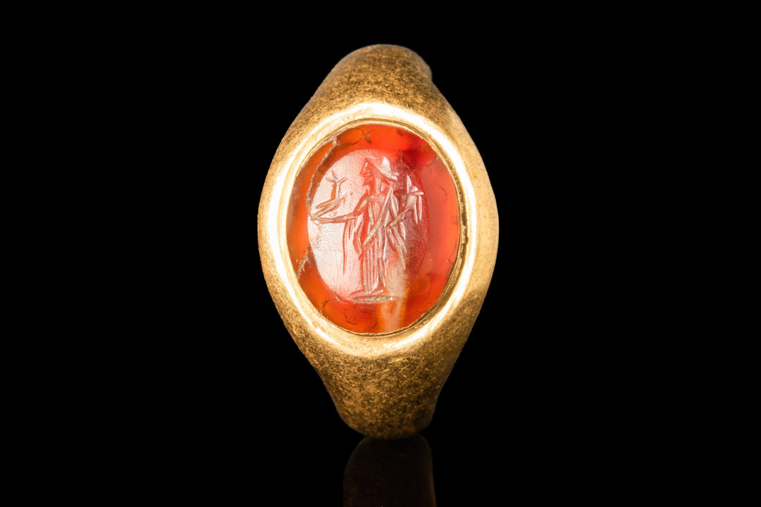 Roman Empire Large Gold Ring with Carnelian | Victory Intaglio