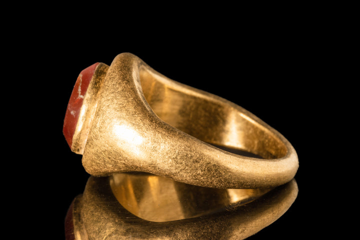 Roman Empire Large Gold Ring with Carnelian | Victory Intaglio