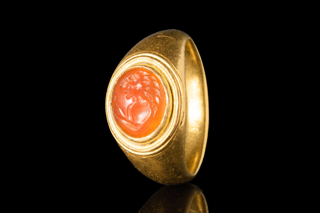 Ancient Greek Hellenistic Gold Ring with Carnelian Lion Intaglio | Rare & Heavy