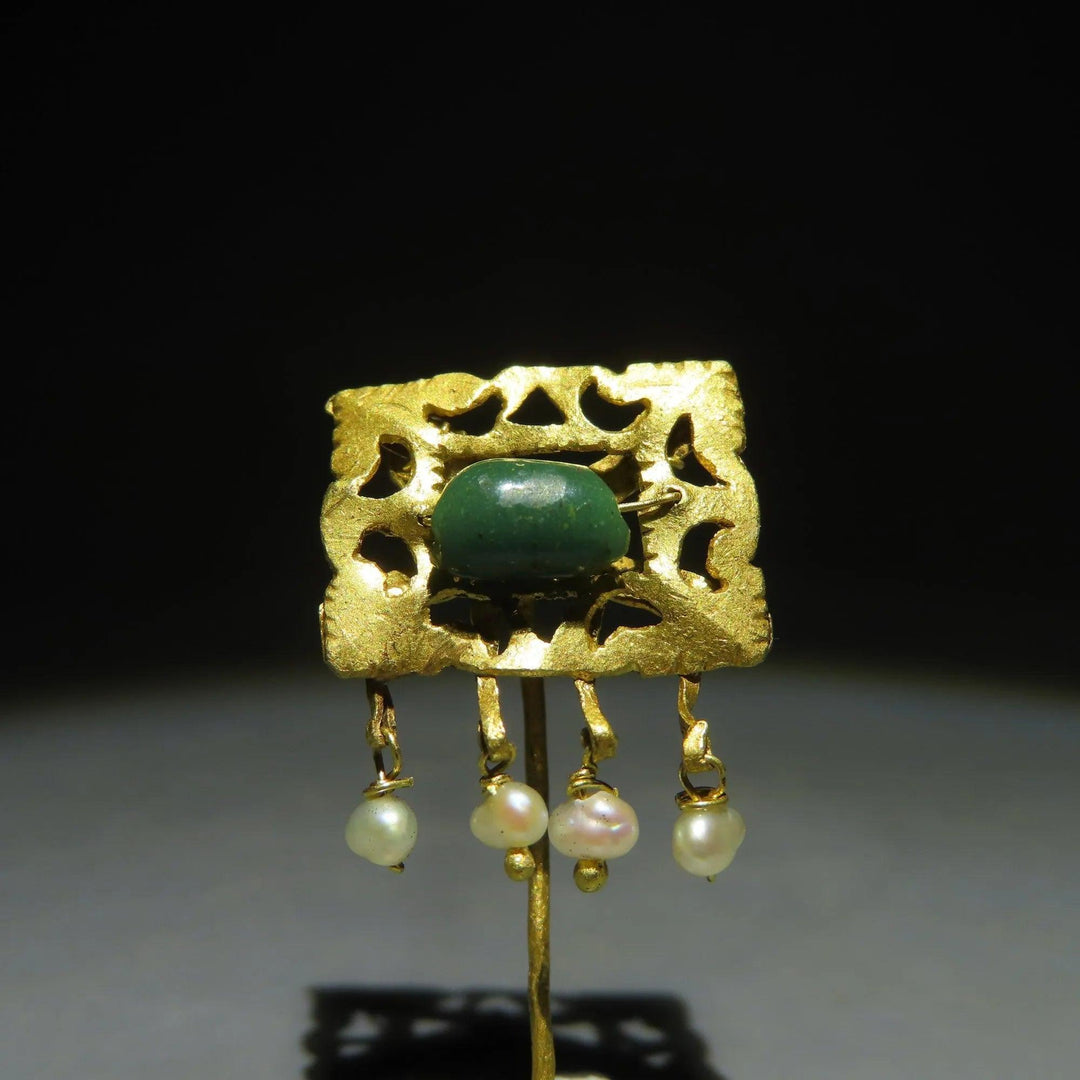 Ancient Greek Gold Earring with Turquoise & Pearls - 4th Century BCE | Museum Florida